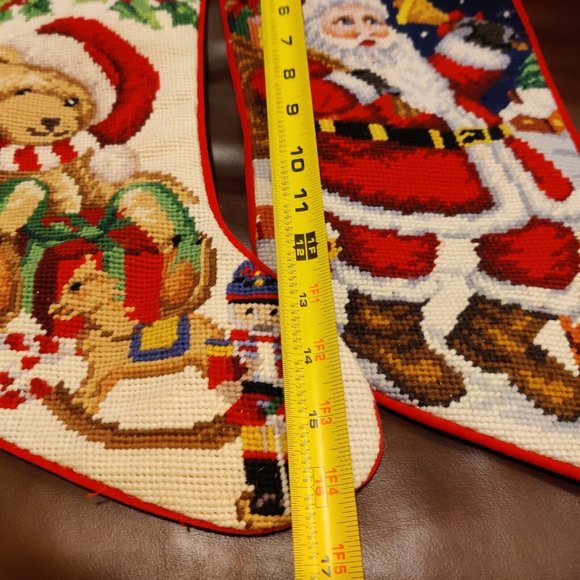 Vtg Needlepoint "Grandma" Toys Teddy "Grandpa" Santa Stockings 100% Wool Canvas - Picture 9 of 13